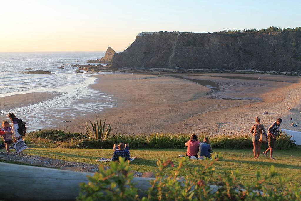 Pedra Dos Corvos Beach House Odeceixe Extérieur photo